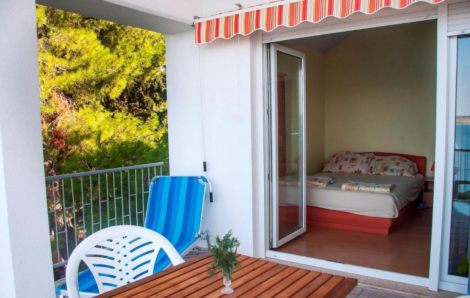 Apartments Dubravko Maslenica Ngoại thất bức ảnh